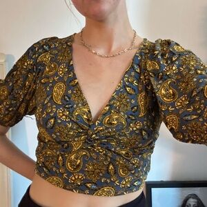 Boden crop top size medium